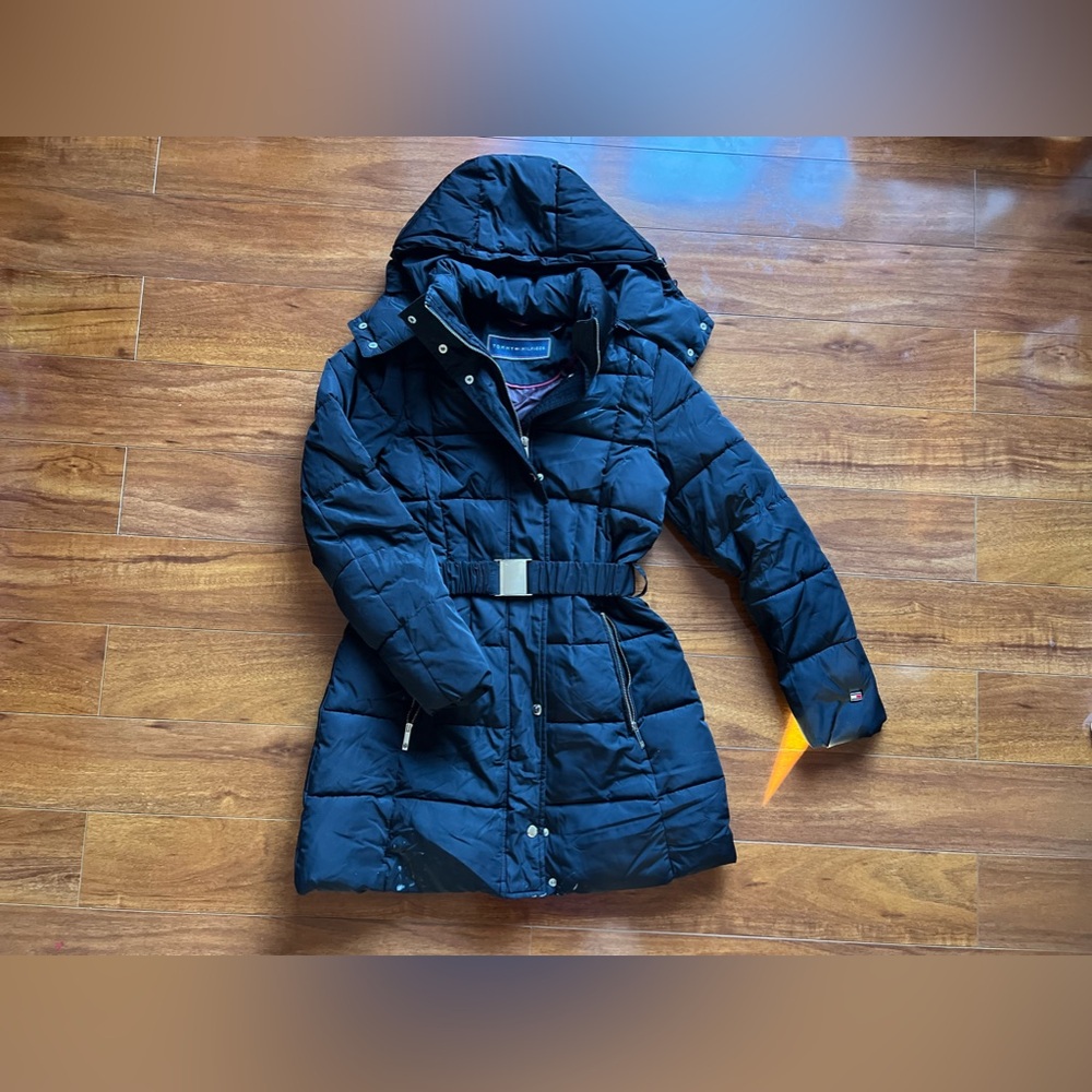 tommy hilfiger women's hooded belted puffer coat